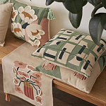 Подушка декоративная зеленого цвета с геометрическим рисунком Divine Abstractions варинант исполнения - 7 | Loft Concept в Челябинске