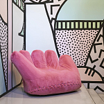 Дизайнерское плюшевое розовое кресло в форме руки Poltronova Joe Plush Taffy Pink Armchair варинант исполнения - 2 | Loft Concept в Челябинске