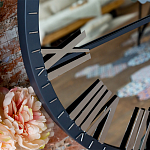 Часы настенные зеркальные с серебряным металлическим циферблатом Mirror Tower Clock варинант исполнения - 2 | Loft Concept в Челябинске