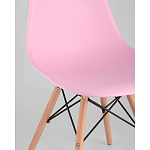 Пластиковый стул на ножках из массива бука Eames Pink варинант исполнения - 2 | Loft Concept в Челябинске