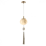 Подвесной светильник с шарообразным плафоном из белого стекла с подвеской из камня и кисточкой Agatelle варинант исполнения - 3 | Loft Concept в Челябинске