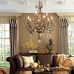 Люстра с подвесками из прозрачного стекла на кованом каркасе бронзового цвета в классическом стиле Quoizel варинант исполнения - 2 | Loft Concept в Челябинске