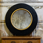 Зеркало в черной фактурной раме с золотым кантом Summon the Light варинант исполнения - 4 | Loft Concept в Челябинске