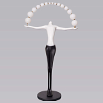 Торшер черно-белая статуэтка Девушка Girl Carries Light Balls варинант исполнения - 4 | Loft Concept в Челябинске