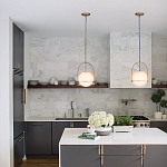 Подвесной светильник с белым плафоном в форме шара в арочной подвеске Hinkley варинант исполнения - 19 | Loft Concept в Челябинске