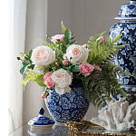 Ваза округлой формы с синей росписью и цветочным узором Blue & White Ornament варинант исполнения - 3 | Loft Concept в Челябинске