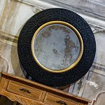 Зеркало в черной фактурной раме с золотым кантом Summon the Light варинант исполнения - 5 | Loft Concept в Челябинске