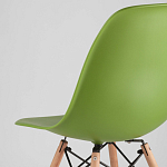 Пластиковый стул на ножках из массива бука Eames Green варинант исполнения - 3 | Loft Concept в Челябинске