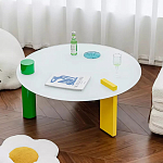 Дизайнерский журнальный стол с круглой белой столешницей на 3-х геометрических ножках Tajefox варинант исполнения - 1 | Loft Concept в Челябинске