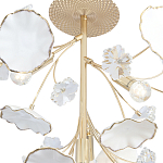 Потолочный светильник с золотыми ветвями и белыми лепестками на круглом рельефном основании Wintery flovers варинант исполнения - 2 | Loft Concept в Челябинске