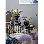 Ваза темно-синяя фарфоровая на бронзовой подставке с ажурным ободком и изогнутыми ручками Eden Garden варинант исполнения - 5 | Loft Concept в Челябинске