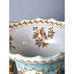 Ваза из голубого фарфора с рисунком птиц и цветов и декоративными элементами Blue Garden варинант исполнения - 8 | Loft Concept в Челябинске