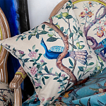 Подушка декоративная с изображением птицы в саду Beige Chinoiserie Blue Bird in the Garden Cushion варинант исполнения - 2 | Loft Concept в Челябинске