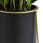 Кашпо из металла и латуни Elegance Elevated Planters черное варинант исполнения - 4 | Loft Concept в Челябинске