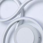 Бра белого цвета с изогнутыми световыми линиями и круглым основанием Luke Lampco Tracer Lamp варинант исполнения - 5 | Loft Concept в Челябинске