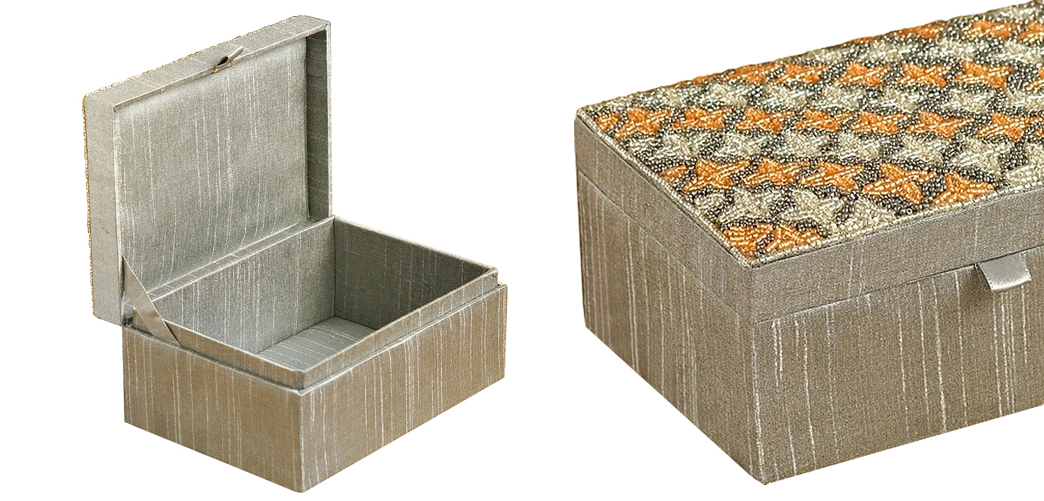 Шкатулка с вышивкой из бисера Sutara Beads Embroidery Box Шкатулка с вышивкой из бисера Sutara Beads Embroidery Box - Loft-Concept в Челябинске