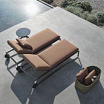 Шезлонг на металлическом каркасе с регулируемой спинкой GUELL Sunbed варинант исполнения - 2 | Loft Concept в Челябинске