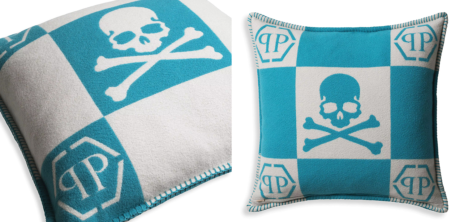 Подушка Philipp Plein Cushion Cashmere Skull 45 x 45 Подушка Philipp Plein Cushion Cashmere Skull 45 x 45 - Loft-Concept в Челябинске