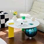 Дизайнерский журнальный стол с круглой белой столешницей на 3-х геометрических ножках Tajefox варинант исполнения - 2 | Loft Concept в Челябинске