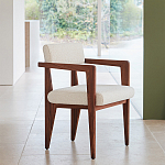 Кресло обеденное Alcove White Boucle из массива ореха варинант исполнения - 8 | Loft Concept в Челябинске