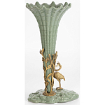 Ваза зеленая фарфоровая с волнистым краем с бронзовой фигуркой журавля Eden Garden  варинант исполнения - 3 | Loft Concept в Челябинске