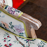 Диван из натурального бука бежевый с изображением птиц и цветов Beige Green Chinoiserie Garden Sofa варинант исполнения - 4 | Loft Concept в Челябинске