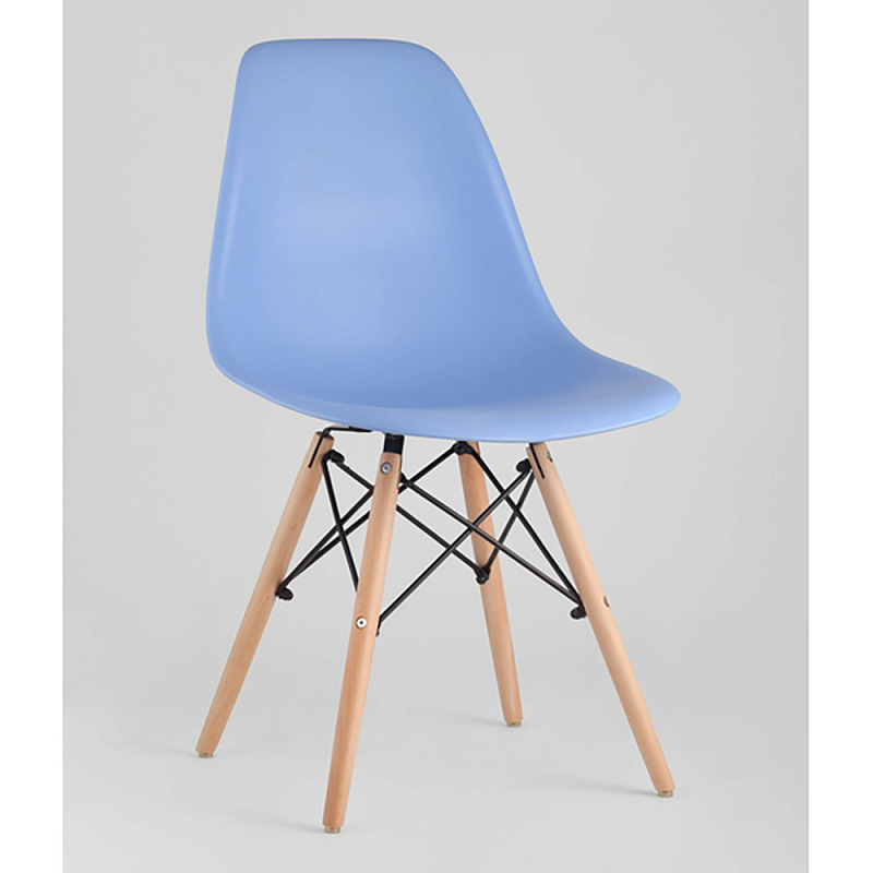 Пластиковый стул на ножках из массива бука Eames Blue Голубой Древесина в Челябинске | Loft Concept 