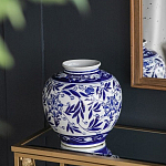 Ваза округлой формы с бело-синим цветочным орнаментом Blue & White Ornament  варинант исполнения - 5 | Loft Concept в Челябинске