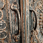 Индийский шкаф с орнаментом резьба из дерева Indian Antique Furniture  варинант исполнения - 5 | Loft Concept в Челябинске