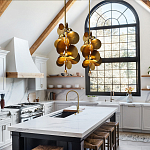 Люстра креативная из дисков цвета латунь Constellation Light and Style варинант исполнения - 4 | Loft Concept в Челябинске