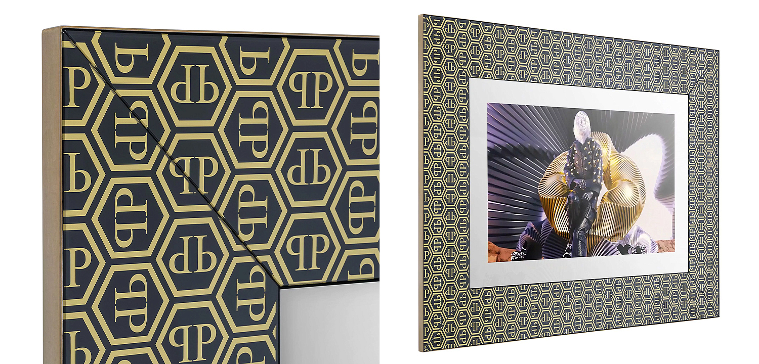 Экран Philipp Plein PP GLASS NFT M 32 дюйма Экран Philipp Plein PP GLASS NFT M 32 дюйма - Loft-Concept в Челябинске