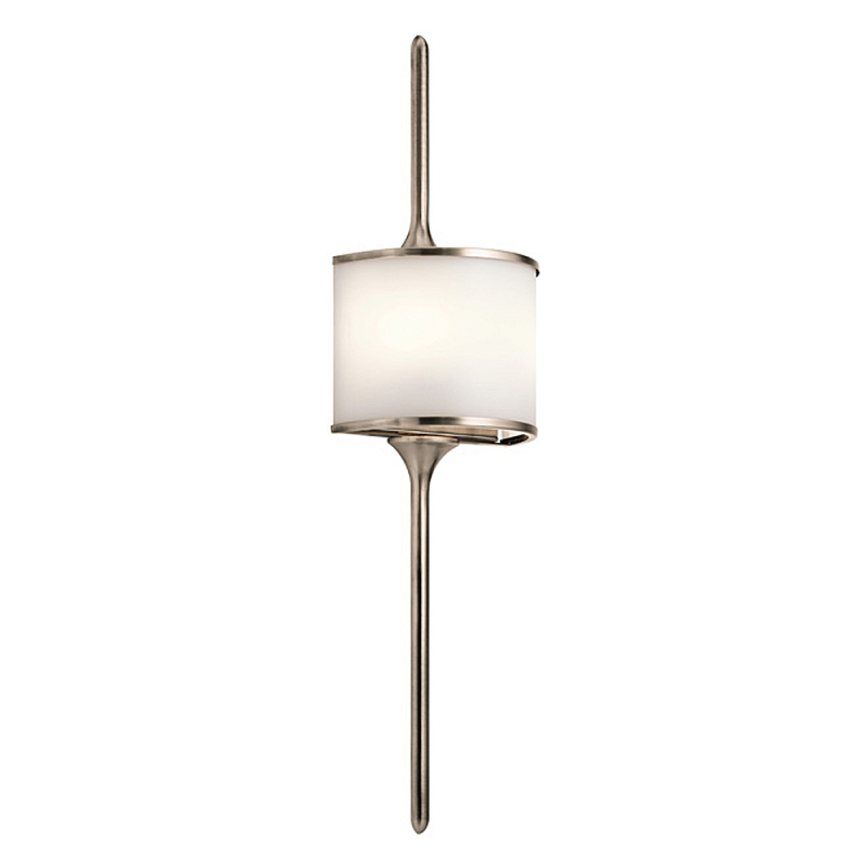 Бра вертикальное с белым полукруглым плафоном и длинным стержнем L Kichler Хром Белый Латунь Серебряный в Челябинске | Loft Concept 