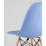 Пластиковый стул на ножках из массива бука Eames Blue варинант исполнения - 3 | Loft Concept в Челябинске