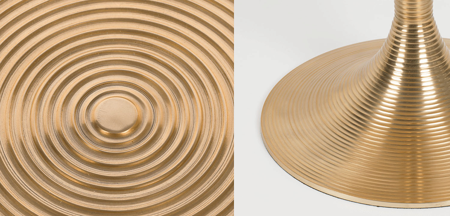 Кофейный столик HYPNOTISING ROUND COFFEE TABLE GOLD BM23002 Bold Monkey Кофейный столик HYPNOTISING ROUND COFFEE TABLE GOLD BM23002 Bold Monkey - Loft-Concept в Челябинске