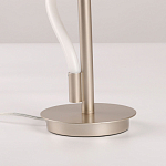 Настольная лампа белым изогнутым плафоном на круглой подставке Luke Lampco Tracer Lamp варинант исполнения - 11 | Loft Concept в Челябинске