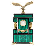 Часы настольные из натурального камня Малахит с декором в виде орла Eagle Stone Clock варинант исполнения - 1 | Loft Concept в Челябинске