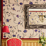 Обои с вышивкой ручной работы Flora Catherine colourway on Liso Pearl wool sateen варинант исполнения - 2 | Loft Concept в Челябинске