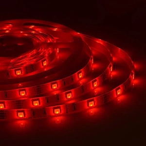 Светодиодная влагозащищенная лента 7,2W/m 30LED/m 5050SMD разноцветная 5M