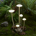 Уличный светильник с пятью матовыми плафонами в форме грибов на высоких изогнутых ножках Mushroom Shape варинант исполнения - 1 | Loft Concept в Челябинске