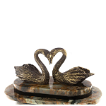 Часы настольные из натурального камня с декором в виде двух лебедей Swans Stone Clock варинант исполнения - 4 | Loft Concept в Челябинске