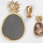 Зеркало овальной формы с золотистой рамкой и декоративной верхушкой в виде ананаса Pineapple Shine  варинант исполнения - 1 | Loft Concept в Челябинске