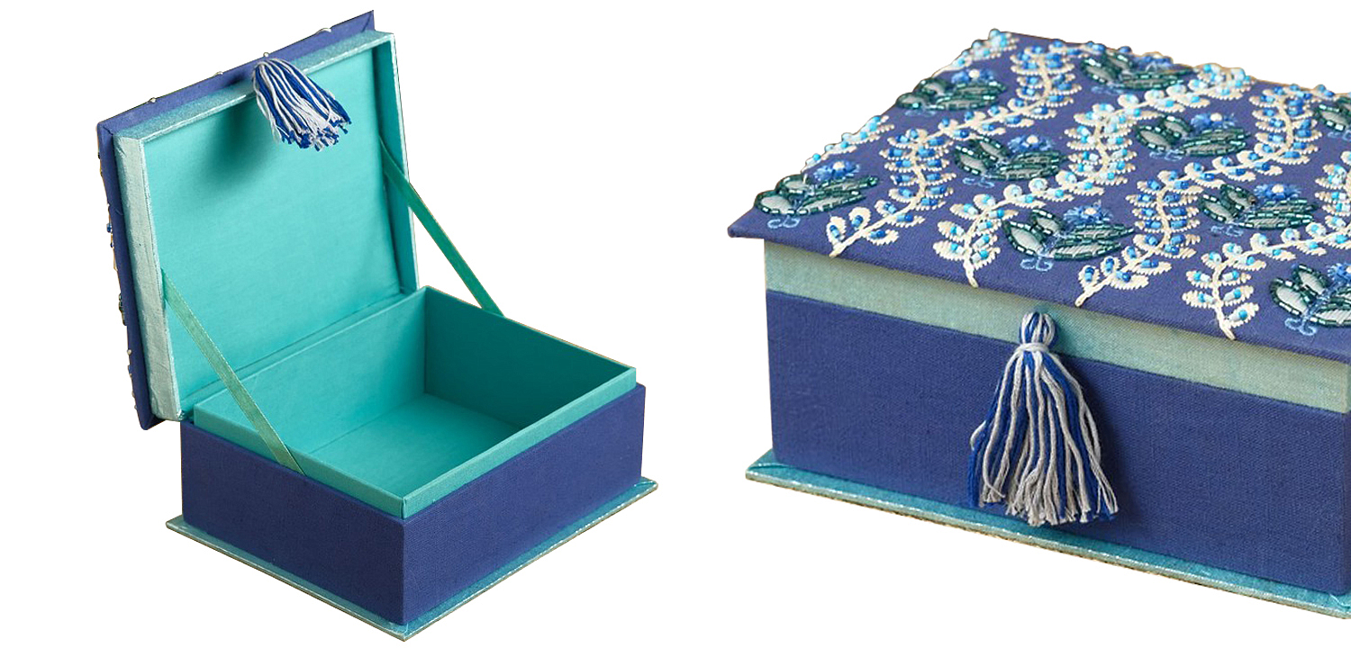 Шкатулка с вышивкой Flower Ornament Beads Embroidery Box Шкатулка с вышивкой Flower Ornament Beads Embroidery Box - Loft-Concept в Челябинске