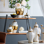 Ваза белая с крышкой и золотистыми фрагментами Chinoiserie Ceramics варинант исполнения - 3 | Loft Concept в Челябинске