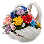 Статуэтка фарфоровая Лебеди с цветами Charming Statuette варинант исполнения - 1 | Loft Concept в Челябинске