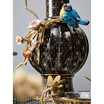 Ваза черная фарфоровая с  узором и бронзовым декором в виде веток с фарфоровой птичкой и цветами Eden Garden варинант исполнения - 3 | Loft Concept в Челябинске