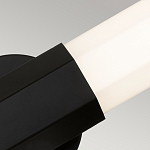 Бра для ванных комнат вертикальное с длинным белым матовым плафоном в форме шестиугольника на круглом основании Hinkley варинант исполнения - 17 | Loft Concept в Челябинске