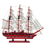 Декоративная модель деревянного красного парусника в подарочной упаковке With The low варинант исполнения - 1 | Loft Concept в Челябинске