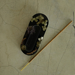 Подставка под благовония из эпоксидной смолы с цветами черная Epoxy Resin Flowers Incense Oval Stand Black варинант исполнения - 3 | Loft Concept в Челябинске