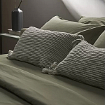 Чехол на подушку мятного цвета с бахромой и объемным узором Ethnic mix варинант исполнения - 6 | Loft Concept в Челябинске