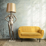 Лампа MANNEQUIN LAMP с абажуром руки на талии варинант исполнения - 6 | Loft Concept в Челябинске